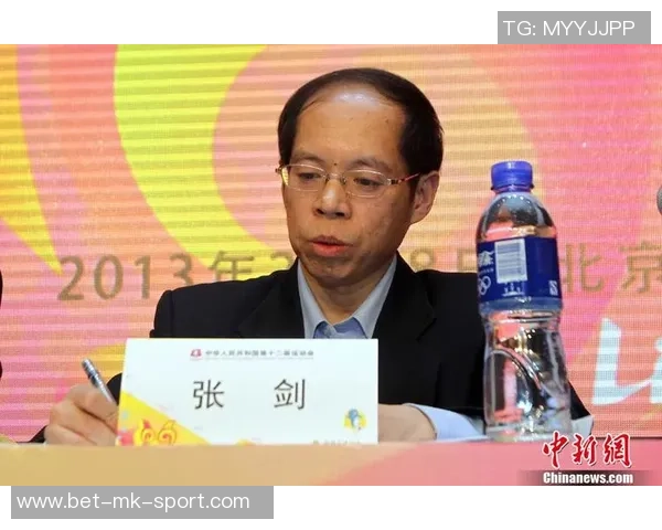 张剑在足球界的崛起与影响力探讨解析他的职业生涯与未来发展方向